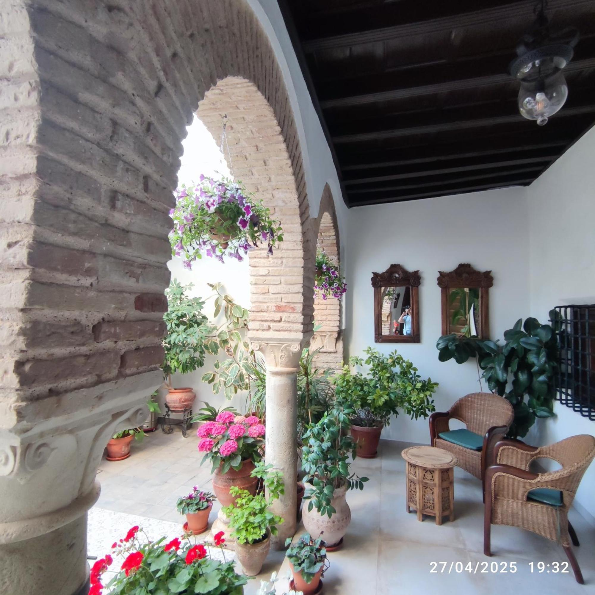 El Patio De Regina Apartment Cordoba Ngoại thất bức ảnh